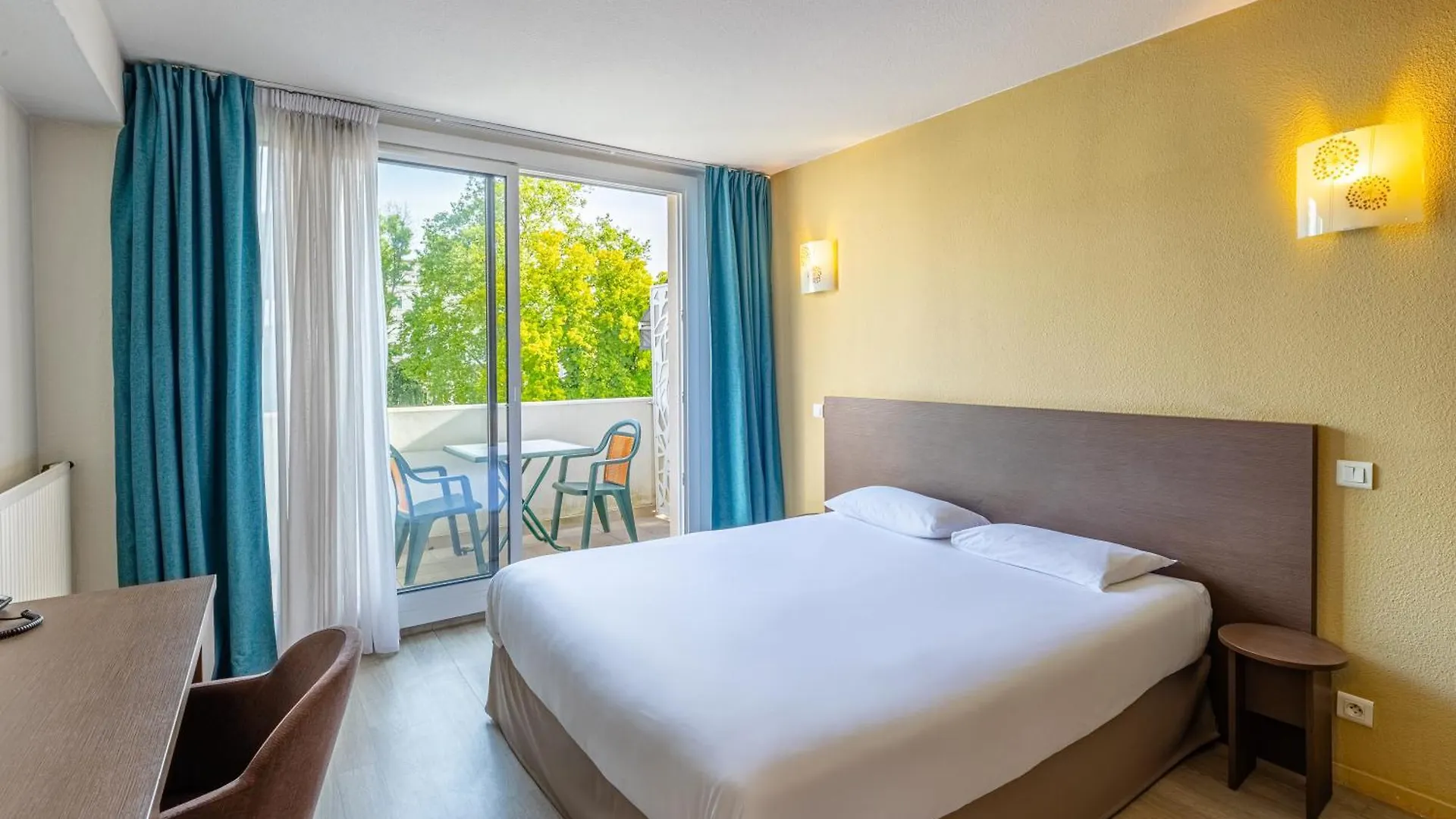 Les Loges Du Park Aparthotel Aix-les-Bains 3*,